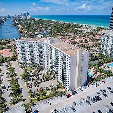 Sunny Isles Condo Very Close To The Beach With Amenities Sunny Isles Beach Exterior photo